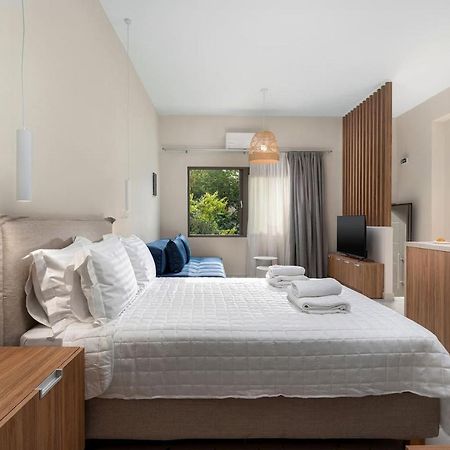 Ble Residence, Your Home Away From Home Pánormos Esterno foto