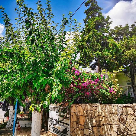 Ble Residence, Your Home Away From Home Pánormos Esterno foto