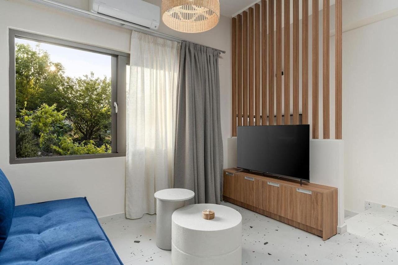 Ble Residence, Your Home Away From Home Pánormos Esterno foto