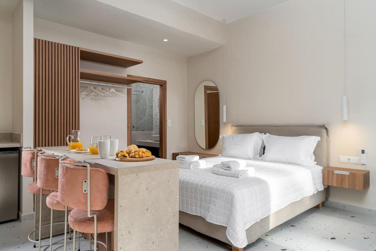 Ble Residence, Your Home Away From Home Pánormos Esterno foto