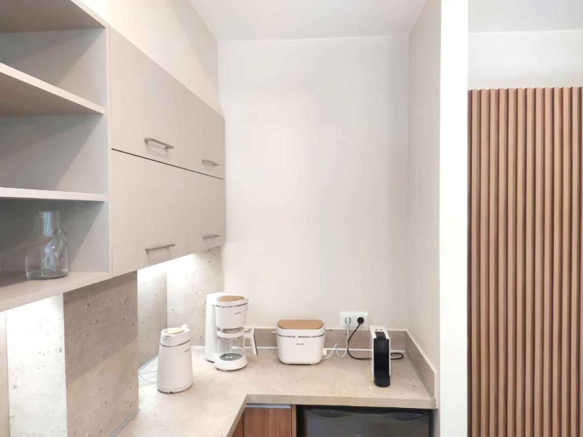 Ble Residence, Your Home Away From Home Pánormos Esterno foto