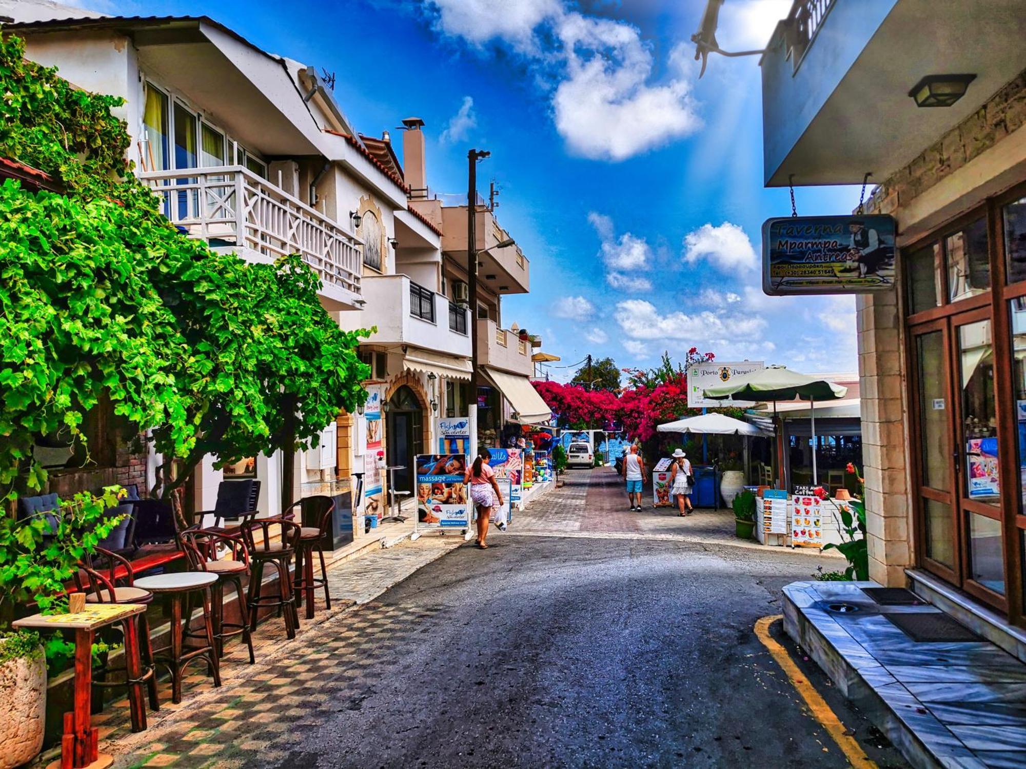 Ble Residence, Your Home Away From Home Pánormos Esterno foto